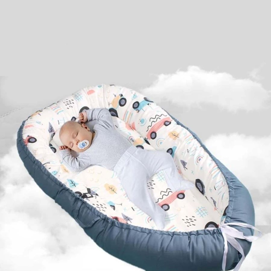 berceau portable bébé voiture bleue